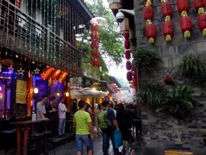 Foto Tempat Asyik Belanja Suvenir di Chengdu