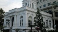 Gedung Balai Kota Medan yang Megah & Bersejarah