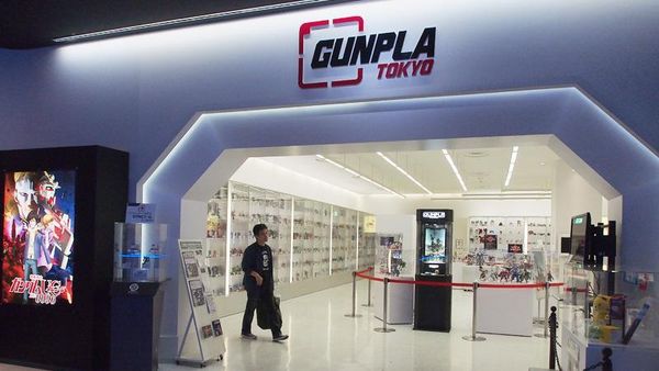 Gundam Front Tokyo, Surganya Traveler Penggemar Gundam