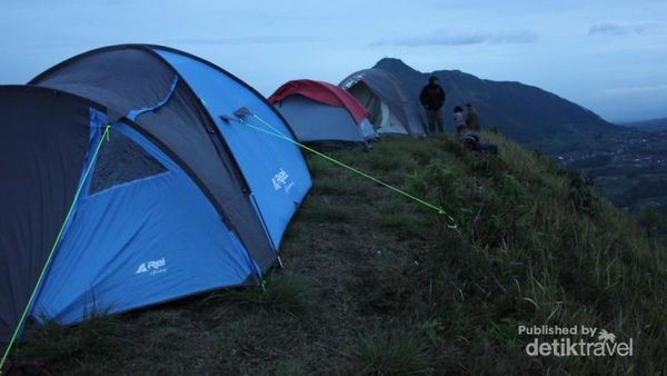 Gunung Andong di Jawa Tengah, Tak Kalah dengan Merapi