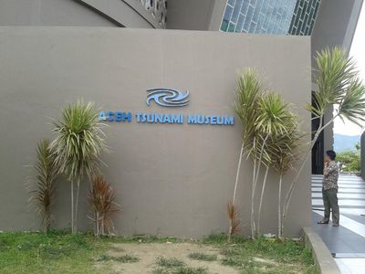 Hati Bergetar di Museum Tsunami Aceh