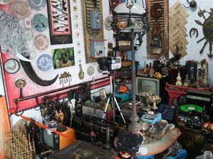 Hey Pecinta Barang Antik, Sudah ke Sini Belum?