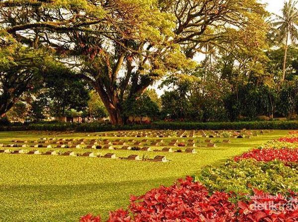 Hijau dan Indah, Ini Makam Tentara Sekutu di Ambon