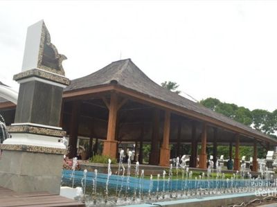 Hilangkan Stress di Pendopo Purwakarta