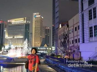 Indahnya Malam di River of Life Kuala Lumpur