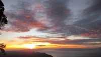 Indahnya Sunrise dari Gunung Sipiso-piso