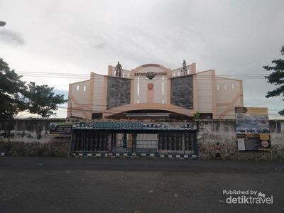 Ini Alasan Menginap Semalam di Ponorogo