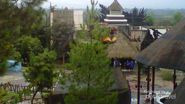 Ini Baru Asyik, Naik Cable Car di Atas Berastagi