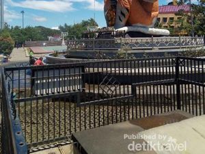 Ini Patung Bekantan Ikonik di Banjarmasin