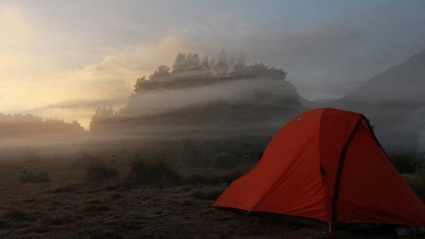 Inikah Salju di Gunung Papandayan?