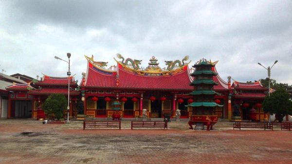 Inikah Vihara Terbesar di Sumatera?