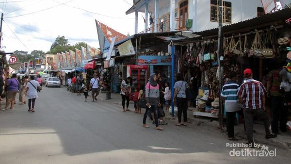 Inilah Berbagai Spot Wisata di Pulau Samosir