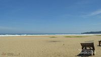 Inilah Bukti Kecantikan Pantai Sawarna di Banten
