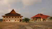 Istana Kesultanan Indragiri dan Dufan Danau Raja, Riau