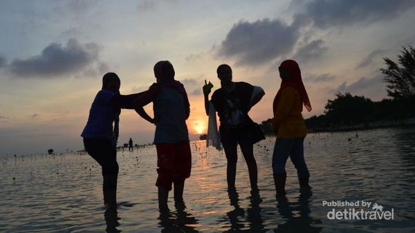 Weekend Ini, Ayo Mampir ke Pulau Pari