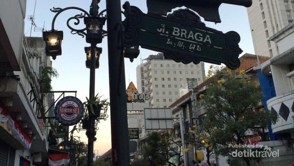 Jalan Braga: Bandung Tempo Dulu