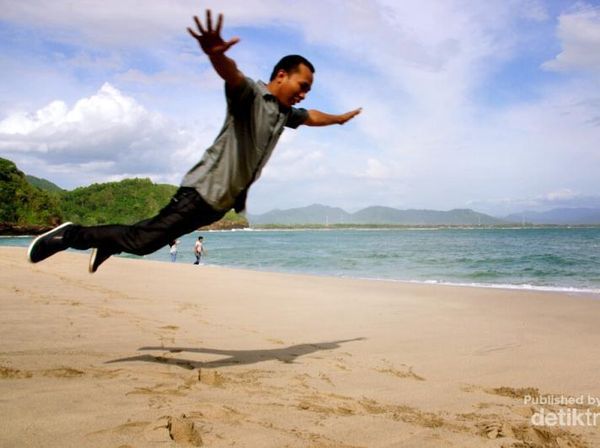 Jalan-jalan Asyik ke Tanjung Papuma, Jember