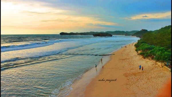 Jelajah Pantai di Gunungkidul