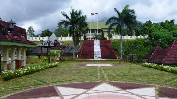 Jelajah Ternate, Negeri Kie Raha