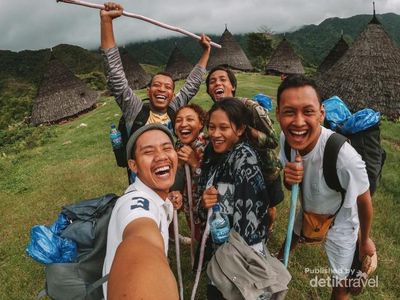 Jelajahi Indahnya Alam dan Budaya Wae Rebo
