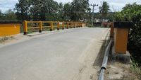 Jembatan Kecil yang Menghubungkan Pulau Sumatera & Samosir