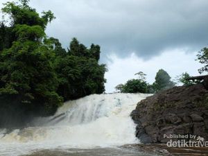 Kalimantan Barat Punya Air Terjun dan Destinasi-destinasi Cantik Baru Hits