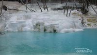 Kawah Putih Ada Juga Lho di Tanah Batak
