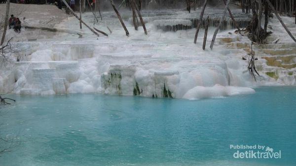 Kawah Putih Ada Juga Lho di Tanah Batak