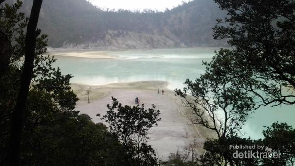 Kawah Putih yang Memikat Hati di Jabar