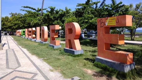 Keindahan Pantai Kebanggaan Warga Dili