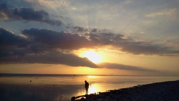 Keindahan Sunset di Lombok