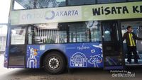 Keliling Jakarta Naik Bus Tingkat