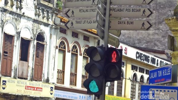 Keliling Kuala Lumpur Seharian, Bisa Banget!