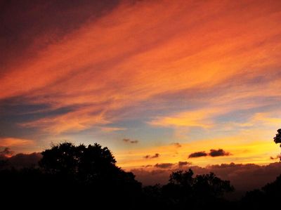 Kembalinya Sang Surya di Puncak Gunung Api Purba
