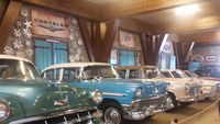 Koleksi Mobil-mobil Antik Menawan di Museum Angkut