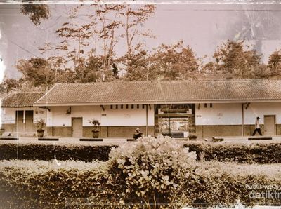 Konon Inilah Stasiun Kereta Pertama di Jawa Barat