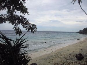Konon, Pantai Ini Punya 3 Buah Sumur Berair Tawar