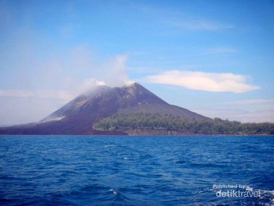 Krakatau, Gunung Legendaris Penuh Pesona