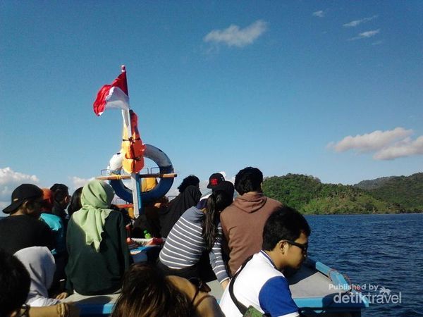 Krakatau yang Tak Pernah Habis Pesonanya