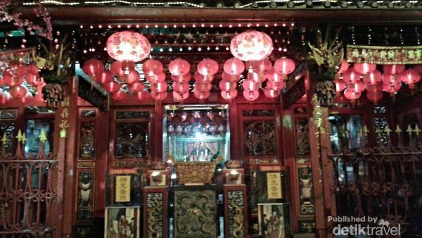 Lampion Cantik Masih Menghiasi Kota Solo