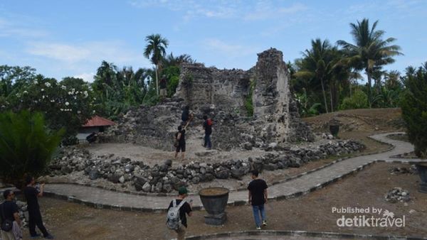 Laskar Gerhana Jelajah Benteng Bersejarah di Ternate