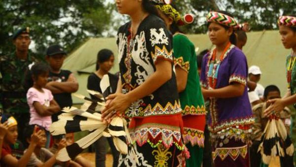 Lebih Intim dengan Suku Dayak di Long Bagun