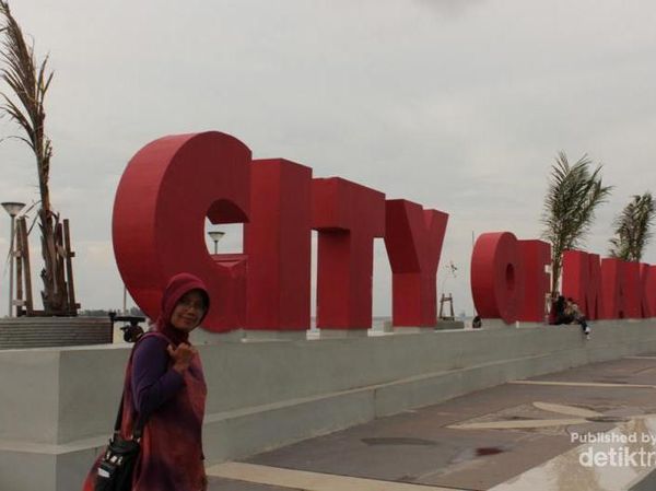 Libur Panjang di Makassar, Jangan Lewatkan Pantai Losari