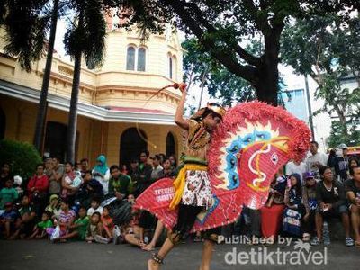Liburan di Surabaya, Yuk Nonton Campursari Jaranan!