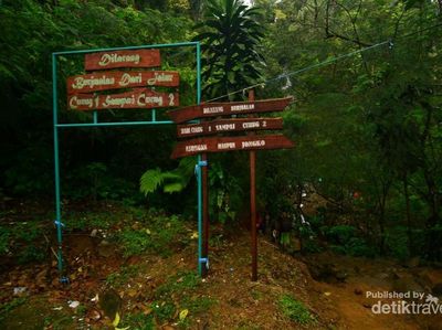 Liburan Segar di Subang, Mampir ke Curug Cijalu
