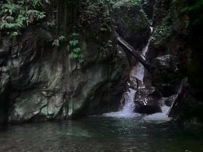Liburan Sejuk ke Air Terjun Ceurace Pucok Pantoe