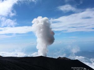 Lihat Dulu Pesona Gunung Semeru Sebelum Dibuka Kembali