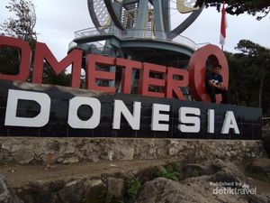 Lihat Lebih Dekat Titik 0 Km Indonesia di Iboih