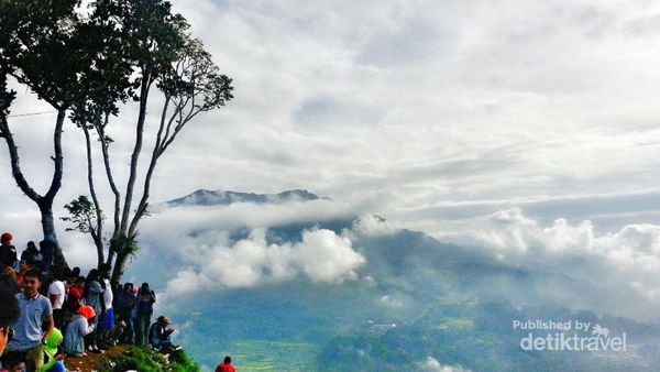 Lolai, Negeri di Atas Awan
