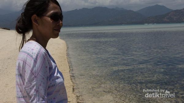 Lombok, Dari Pantai Senggigi Sampai Batu Payung
